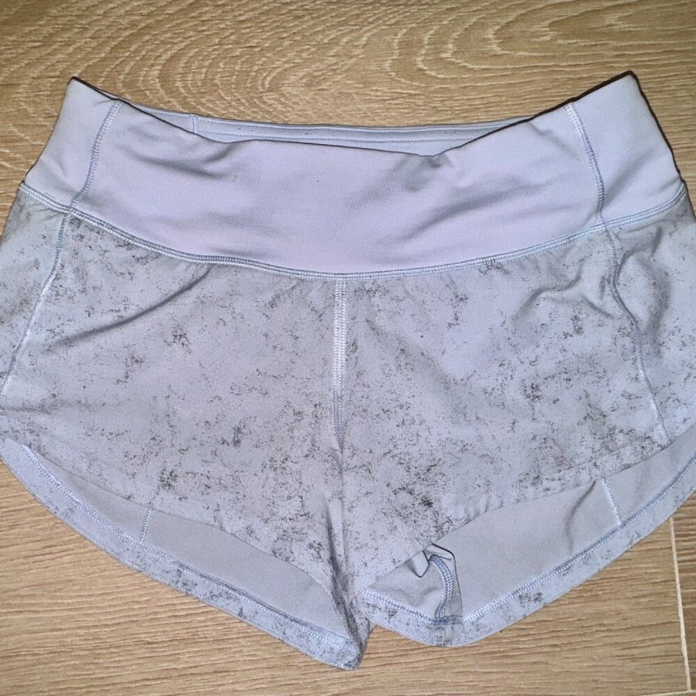 Lululemon Speed Up Size 0  --  2.5 inch